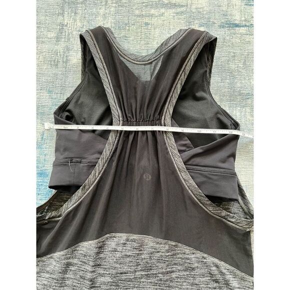 Lululemon Heathered Black / Black Work The Circuit Tank Athletic Tank Top Size 6 - Picture 6 of 7
